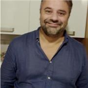 Insegnante di diritto impartisce serie lezioni di diritto a studenti della scuola superiore e università. Prezzi ragionevoli